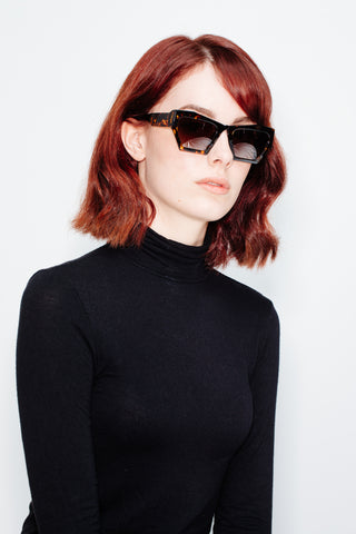 Magenta - Brown Tort