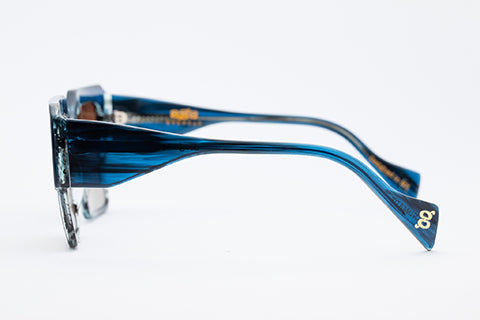 Stage - Blue to Grey Optic