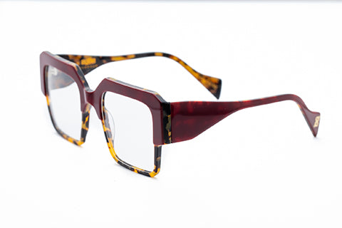 Stage - Plum to Tort Optic