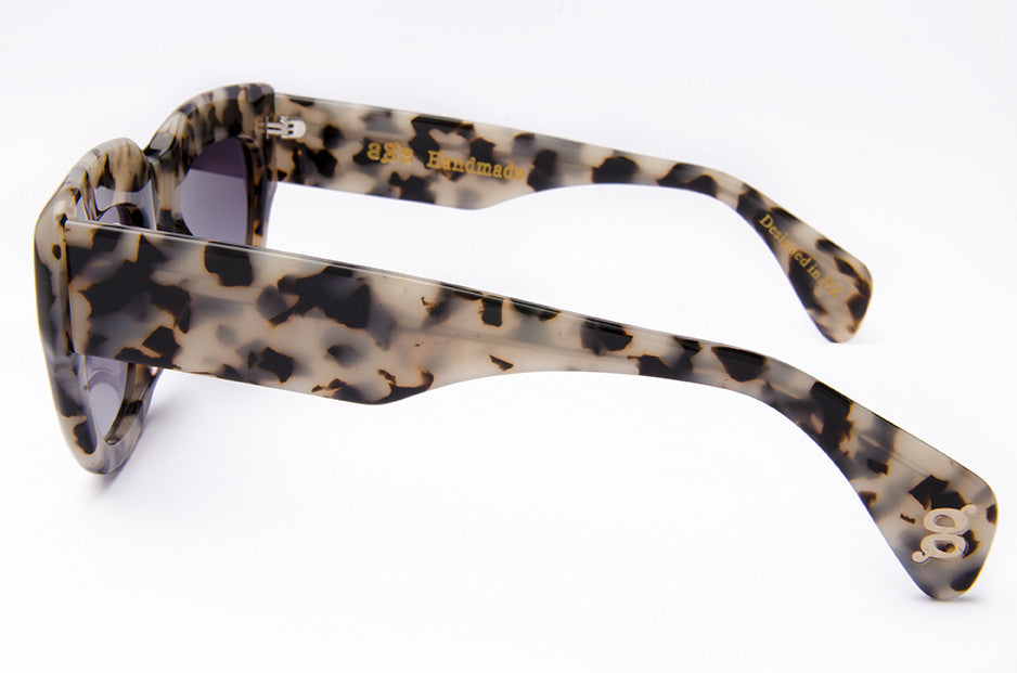 Agenda - Milky Tort - AgeEyewear