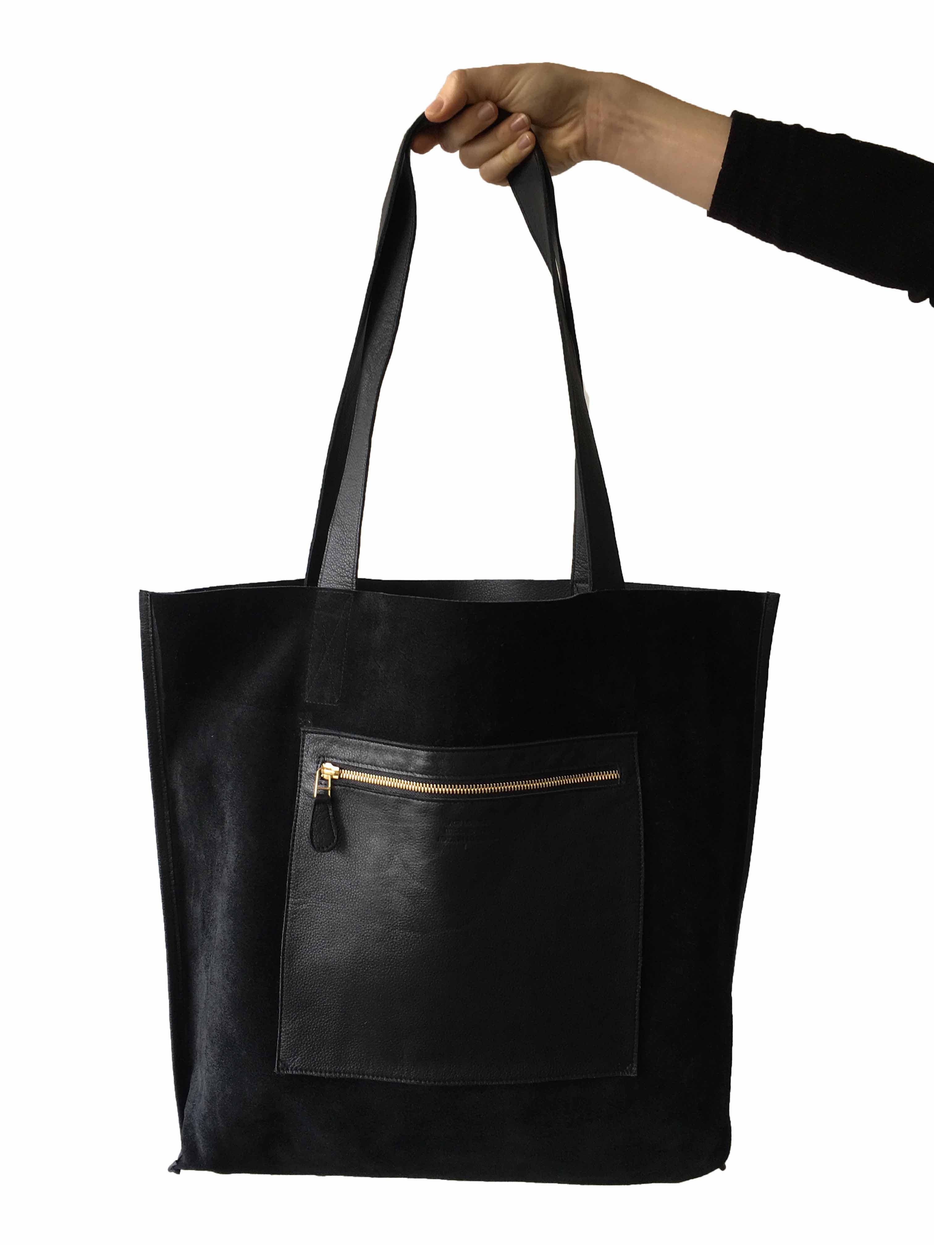 Stowage - Black w Black